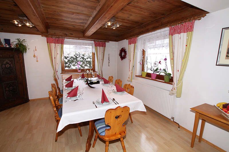 Essbereich im Ferienhaus Alice in Seefeld